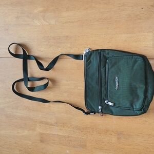 Baggallini Forest Green Crossbody Purse